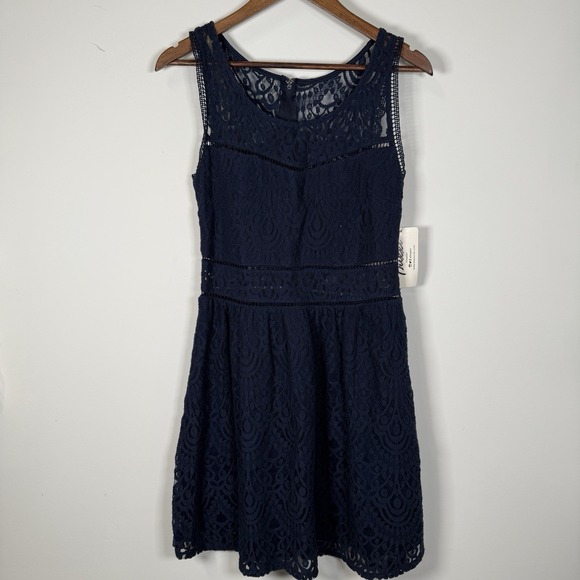 Trixxi Dresses & Skirts - Junior Dress Trixxi Navy Lace Overlay Lined Sleeveless Size 11 NWT New